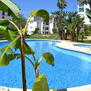 Luxury Garden - Walking Distance To The Sea Apartment